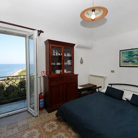 아파트 Tenuta Petreria *